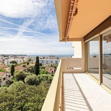 Lägenhet Elegant 2 Bed With Pool In Juan Les Pins
