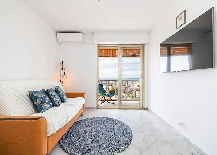 Elegant 2 Bed With Pool In Juan Les Pins