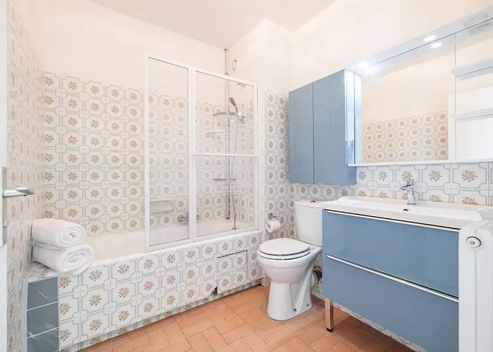 Elegant 2 Bed With Pool In Juan Les Pins Lägenhet