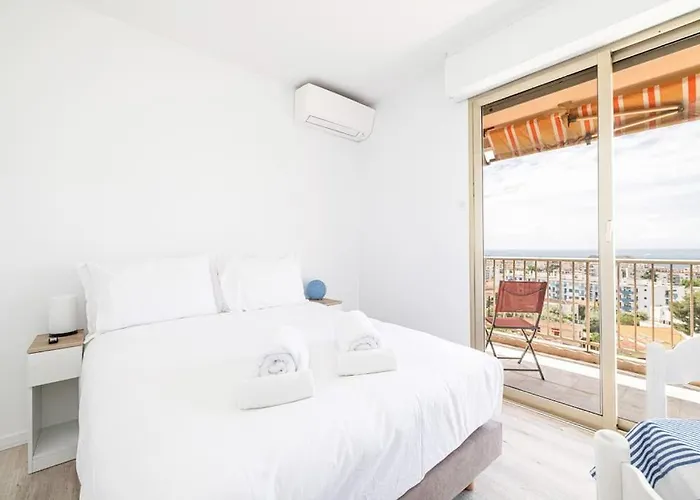Lägenhet Elegant 2 Bed With Pool In Juan Les Pins Antibes