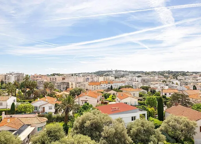 Elegant 2 Bed With Pool In Juan Les Pins Lägenhet