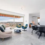 Elegant 2 Bed With Pool In Juan Les Pins *