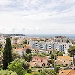 Elegant 2 Bed With Pool In Juan Les Pins *