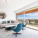 Apartment Elegant 2 Bed With Pool In Juan Les Pins