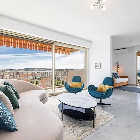 Apartment Elegant 2 Bed With Pool In Juan Les Pins