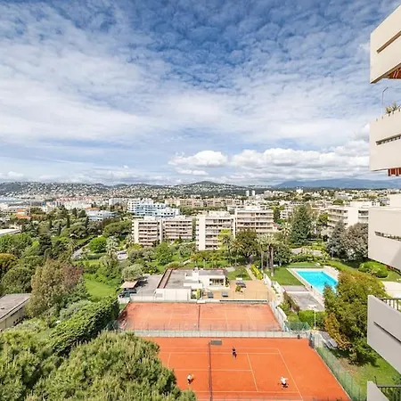 Elegant 2 Bed With Pool In Juan Les Pins Antibes