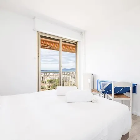 Elegant 2 Bed With Pool In Juan Les Pins Apartament