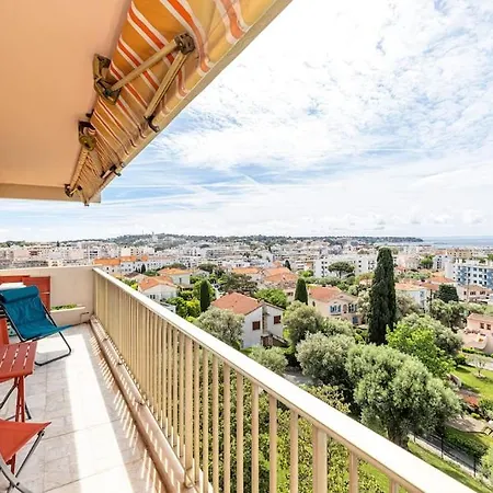 Apartment Elegant 2 Bed With Pool In Juan Les Pins