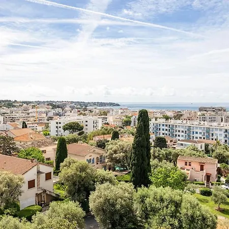 Elegant 2 Bed With Pool In Juan Les Pins Appartement