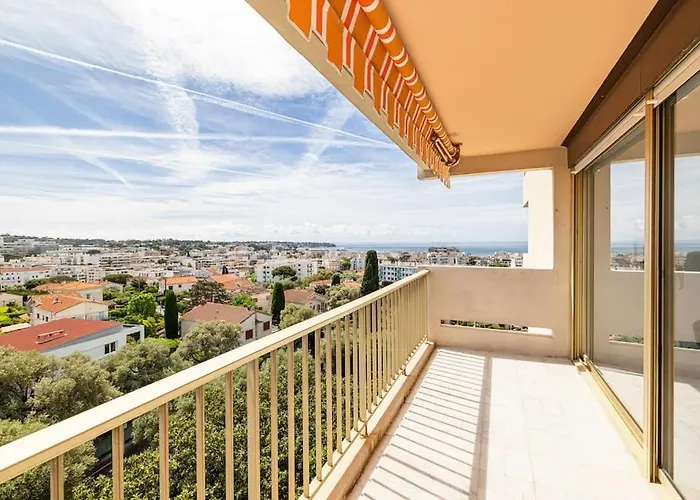 Elegant 2 Bed With Pool In Juan Les Pins Apartment Antibes