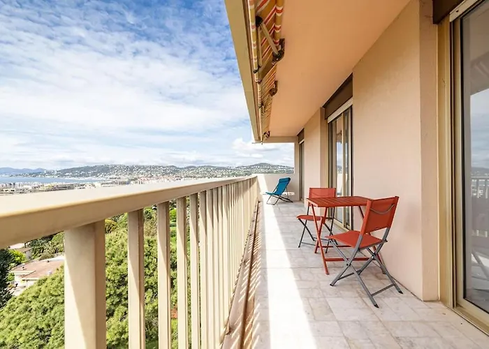 Elegant 2 Bed With Pool In Juan Les Pins Apartman *