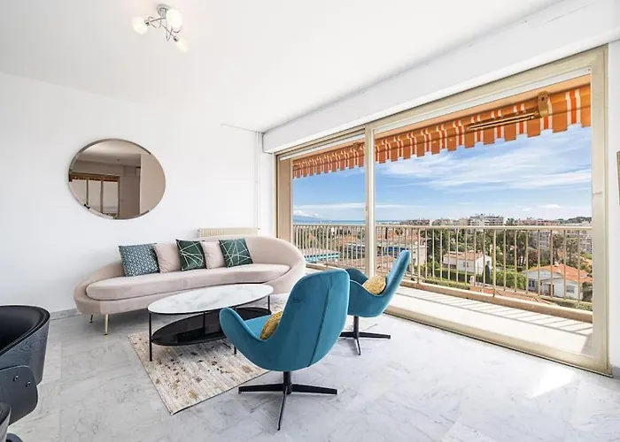 Apartman Elegant 2 Bed With Pool In Juan Les Pins