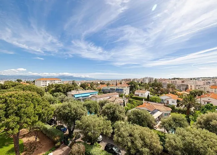 Elegant 2 Bed With Pool In Juan Les Pins * Antibes