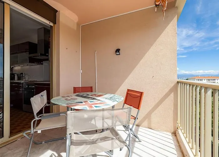 Apartman Elegant 2 Bed With Pool In Juan Les Pins